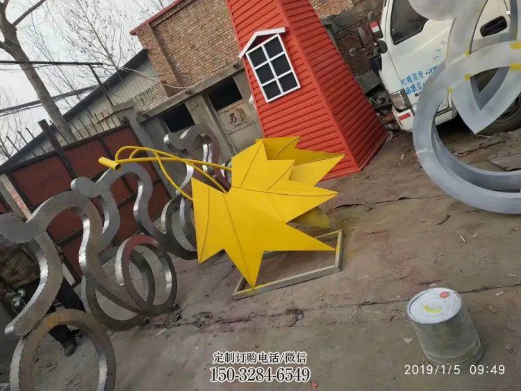 枫叶雕塑通用,街景小品,烤漆枫叶雕塑制造厂家 枫叶雕塑通用,街景小品,烤漆枫叶雕塑制造厂家